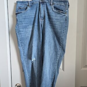 Kut from the Kloth Light Blue Straight Leg Jeans